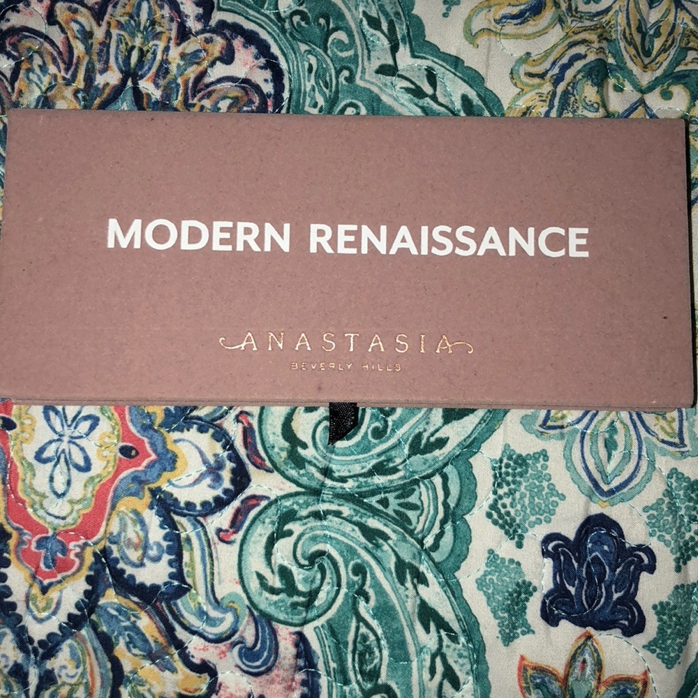 *SOLD* Anastasia Modern Renaissance Palette